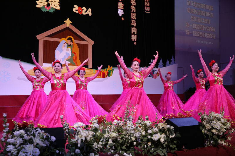 本堂举行迎新年赞美同乐会